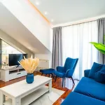 Elly Apartman